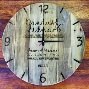 Personalised Apple Crate Clock