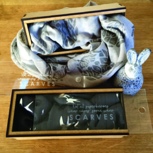 Scarf + Box