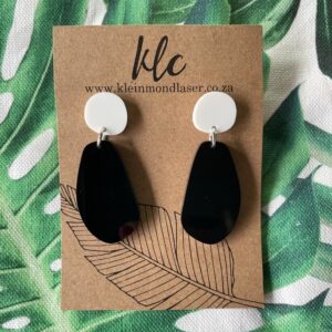 Earring E