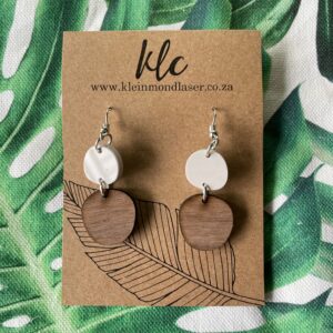 Earring D